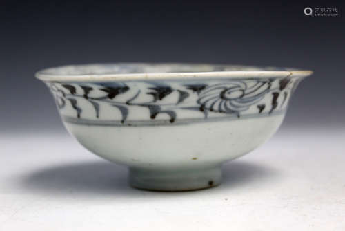 Chinese blue and white porcelain bowl, Ming Dynasty.