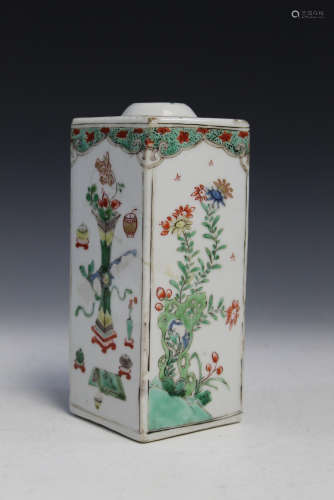 Chinese famille verte porcelain vase.