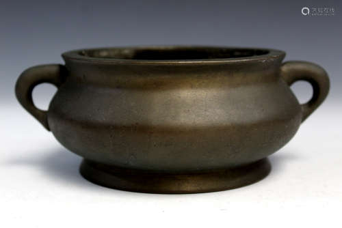 Chinese bronze incense burner, Xuande mark.