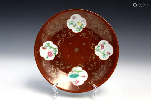 Chinese famille rose porcelain plate, Qianlong mark.