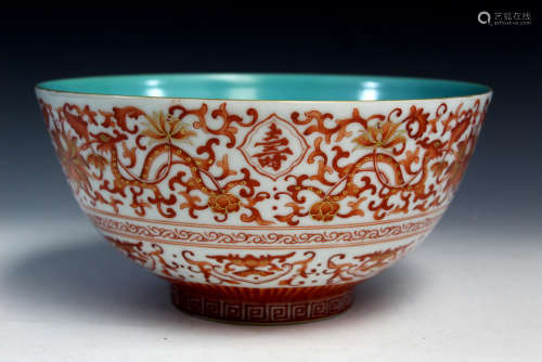 Chinese coral red porcelain bowl, Qianlong mark.