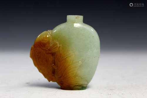 Chinese carved jadeite snuff bottle.