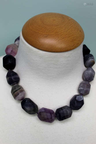 Amethyst beads necklace