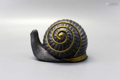Chinese pewter box of a snail.