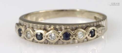 18ct White Gold Sapphire and Diamond Ring size N weight 3.3g