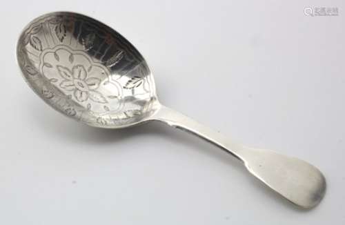 Georgian silver caddy spoon hallmarked GW (George Wintle) London 1823. Weighs 10.9g