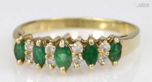 14ct emerald and diamond set half eternity ring, finger size R, weight 5.4g