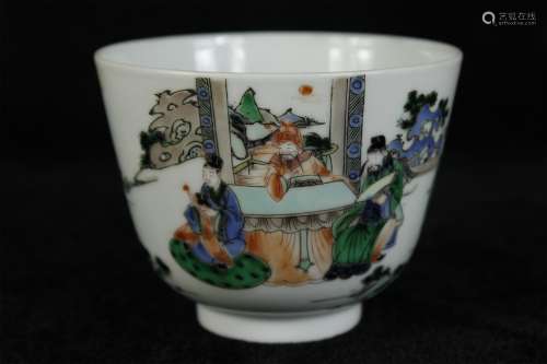 A Chinese Wu-Cai Porcelain Cup