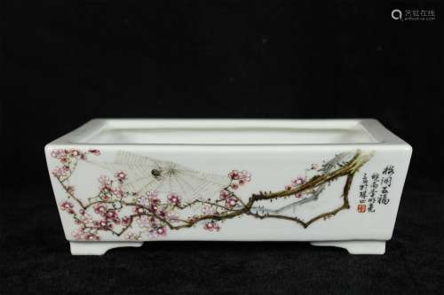 A Chinese Famille-Rose Porcelain Planter