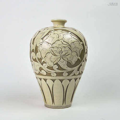 A Chinese Cizhou-Type Glazed Porcelain Vase