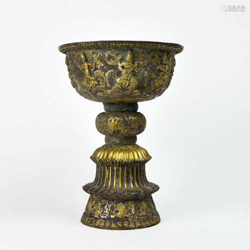 A Chinese Gilt Bronze Oil Lamp
