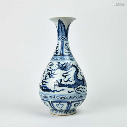 A Chinese Blue and White Porcelain Vase