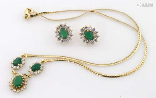 Suite of 18ct yellow gold jewellery to contain an emerald and cubic zirconia neclace and matching