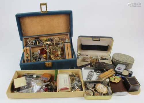 Stacker box of mixed costume / gold jewellery etc. Needs sorting