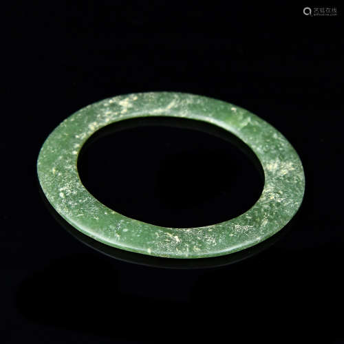 A Chinese Carved jade Ring