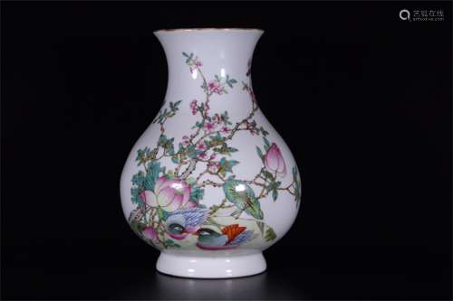 A Chinese Famille-Rose Porcelain Vase