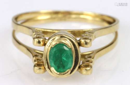 18ct Gold Emerald Double headed Flip Ring size P weight 3.5g