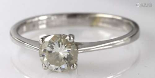 18ct white gold solitaire ring with a diamond of approx. 0.50ct set in a four claw mount, finger