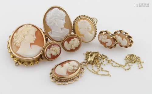 Mixed lot of 9ct Gold Cameo Rings, Brooch, Pendant and Earrings weight 27.6g