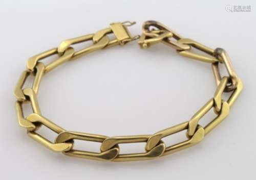 18ct Gold Gents Curb Bracelet weight 44.3g