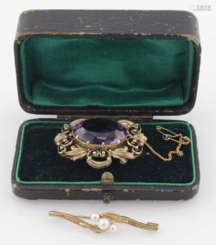 Two brooches, 9ct yellow gold triple pearl brooch and yellow metal and purple stone brooch. Weight