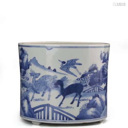 A Chinese Blue and White Porcelain Brush Pot