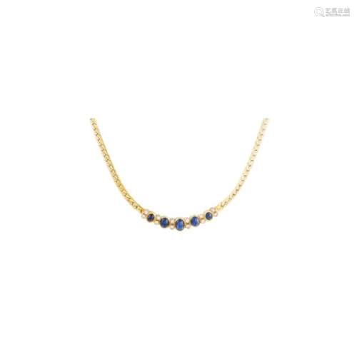 Gargantilla de cadena semirrígida en oro con zafiros azules y parejas de diamantes.