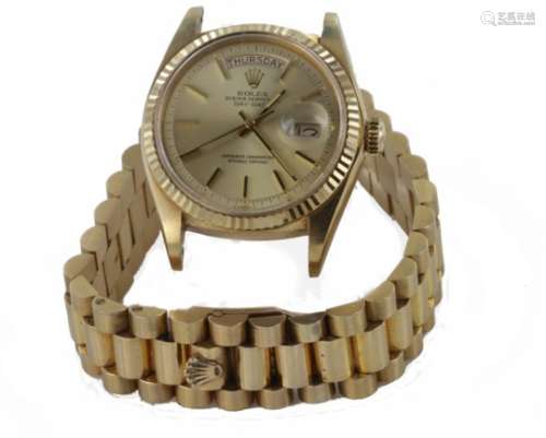 Gent's 18ct gold cased Rolex Oyster Perpetual Day-Date. marked between lugs 1803 & 4134826. Comes