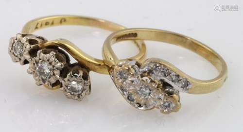 Two 18ct yellow gold diamond three stone crossover style rings, weight 6.8g