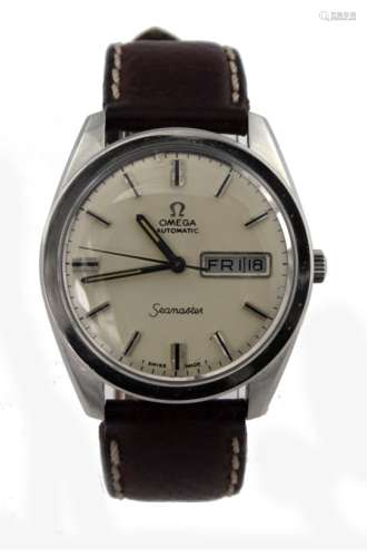 Gents stainless steel cased Omega seamaster automatic wristwatch (circa 1967). The cream dial with