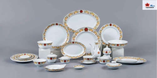 2003年（癸未年） 国宴牡丹人民大会堂专用瓷餐具（122 头）