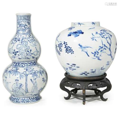 A Chinese blue and white vase and a double gourd vase,