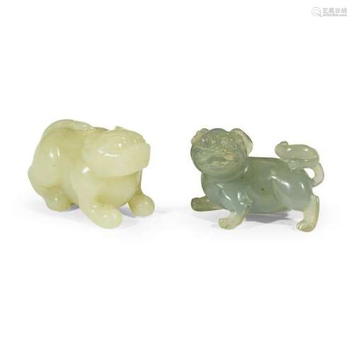 Two Chinese small carved hardstone beasts,