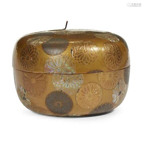 A Japanese lacquer and mother of pearl inlaid circular