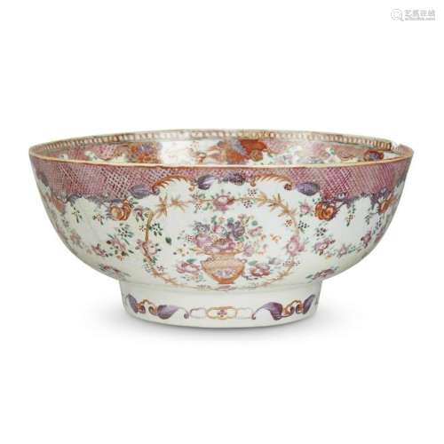 A Chinese export porcelain punch bowl, late 18th