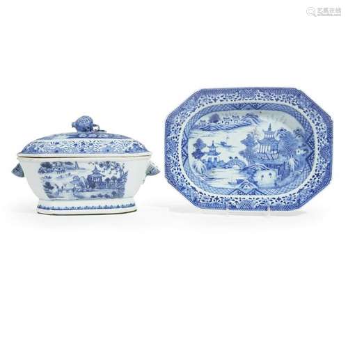 A Chinese export blue and white octagonal tureen, cover