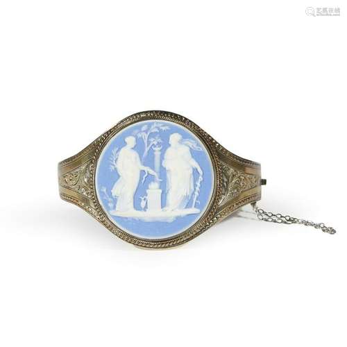 A Wedgwood silver and blue jasper-dip bracelet,