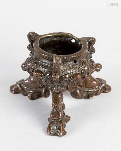 Venetian Inkwell with three feet in the form of ho…