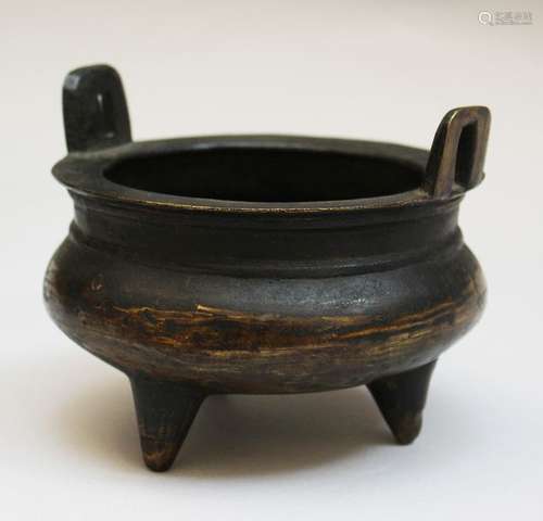 Asian bronze vessel on three legs round bowed bowl…