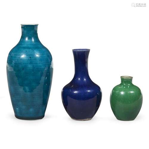 Three Chinese monochrome-glazed cabinet vases 18th/19th