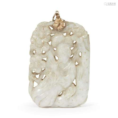 A Chinese carved and reticulated grey-white jade