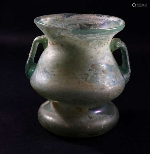 Vase à anses.Verre irisé style romain.H :8cm.