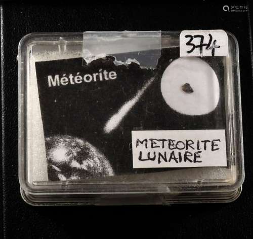 Rare fragment météorite lunaire.Résultant d’une ch…