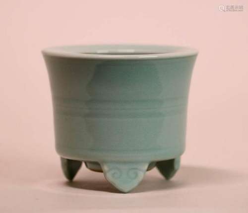 Japanese Celadon Studio Porcelain Censer - Signed
