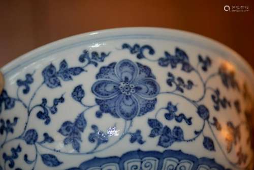 Chinese Blue White Porcelain Bowl - Lotus Floral Motif