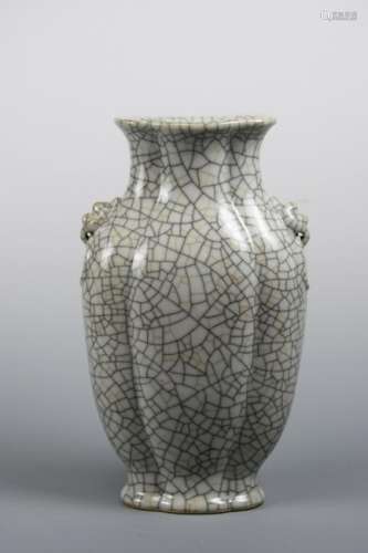 Chinese Ge Crackle Porcelain Vase