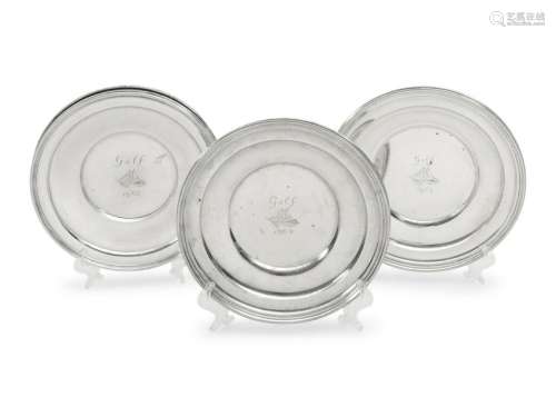 Eight American Silver Plates Diameter 8 inches.
