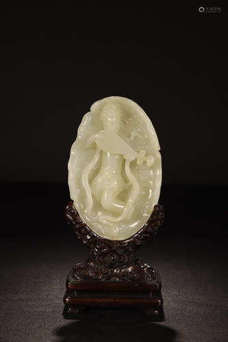 HETIAN JADE NOBLE WOMAN ORNAMENT