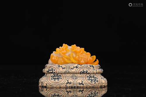 SHOUSHAN STONE CARVING ORNAMENT 'YI-MING-JING-REN'