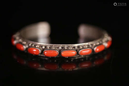 TIBETAN CORAL SILVER BANGLE